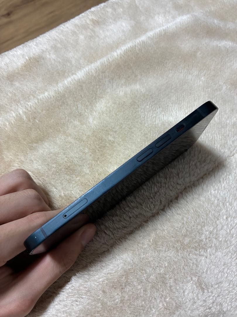 Apple iPhone 13 ブラック 本体