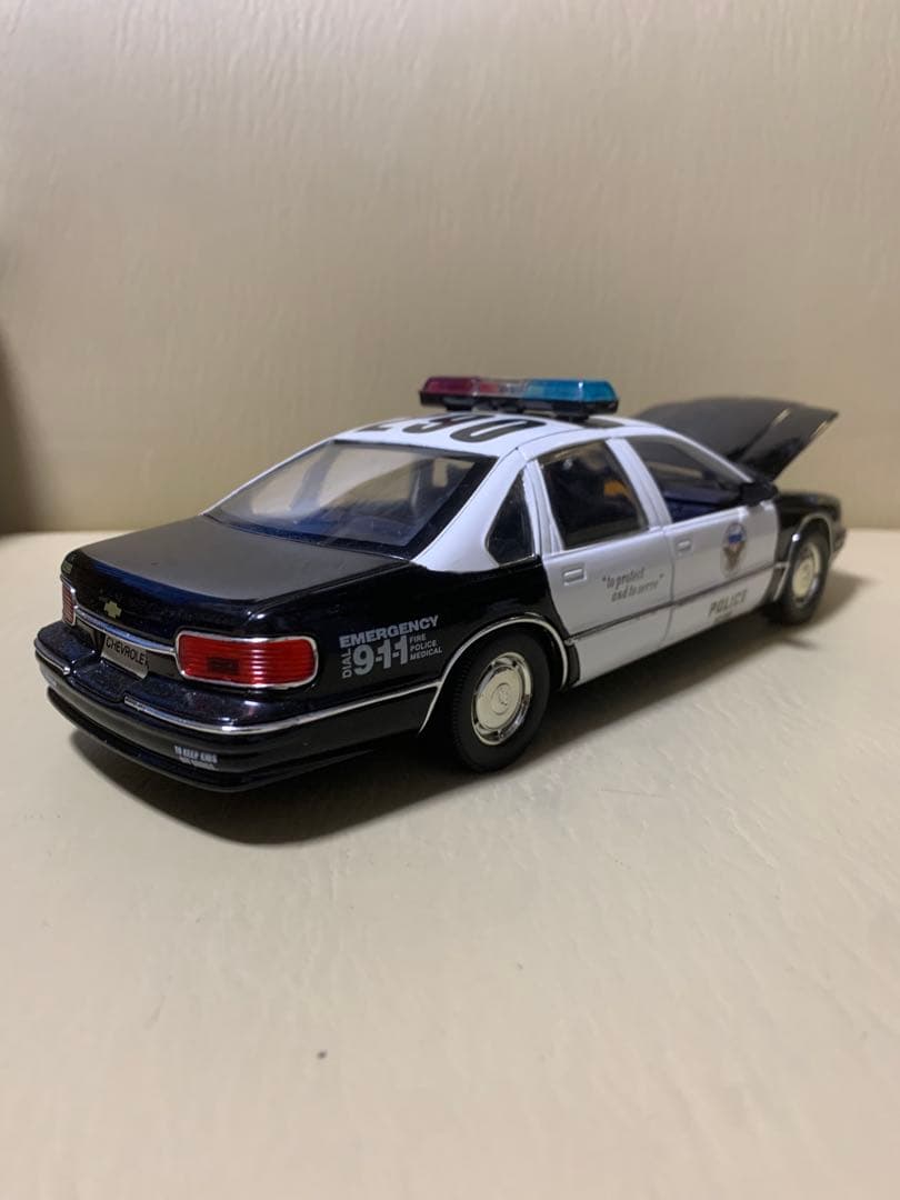 シボレーカプリス　パトカー