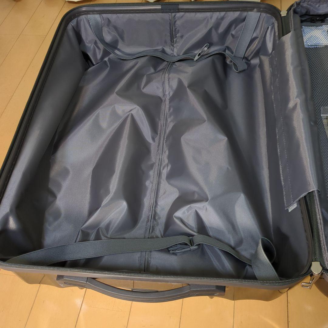 トップバリュ(TOPVALU)Mサイズ 軽量ジッパーキャリーケース