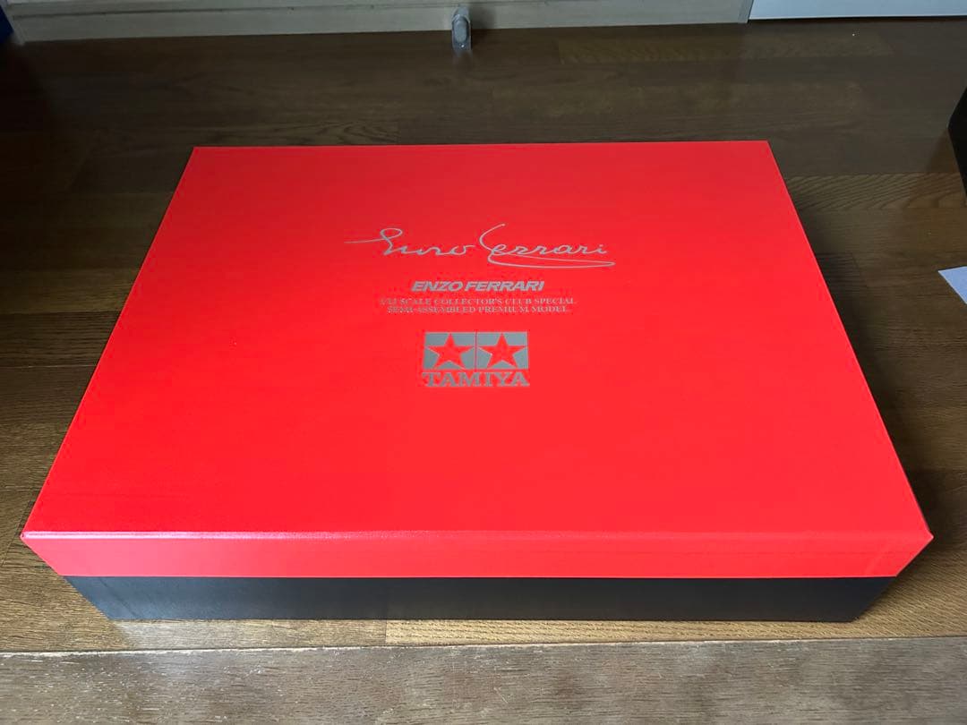 タミヤ 1/12 コレクターズクラブ・スペシャル エンツォフェラーリ 未組立
