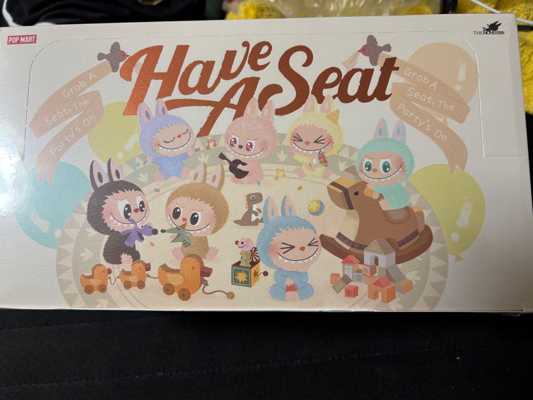 THE MONSTERS Have a Seatラブブシークレット