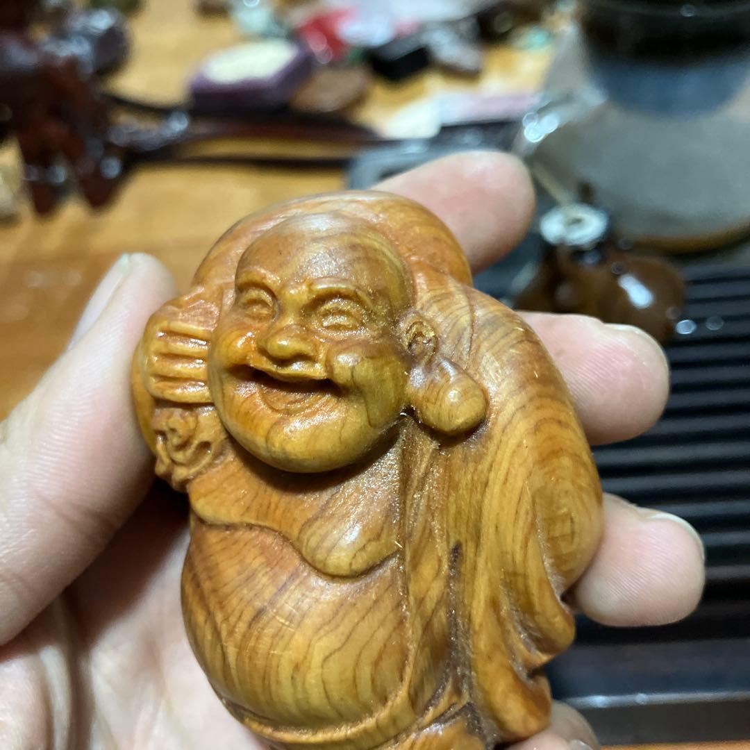 木製 笑顔の仏像 手のひらサイズ