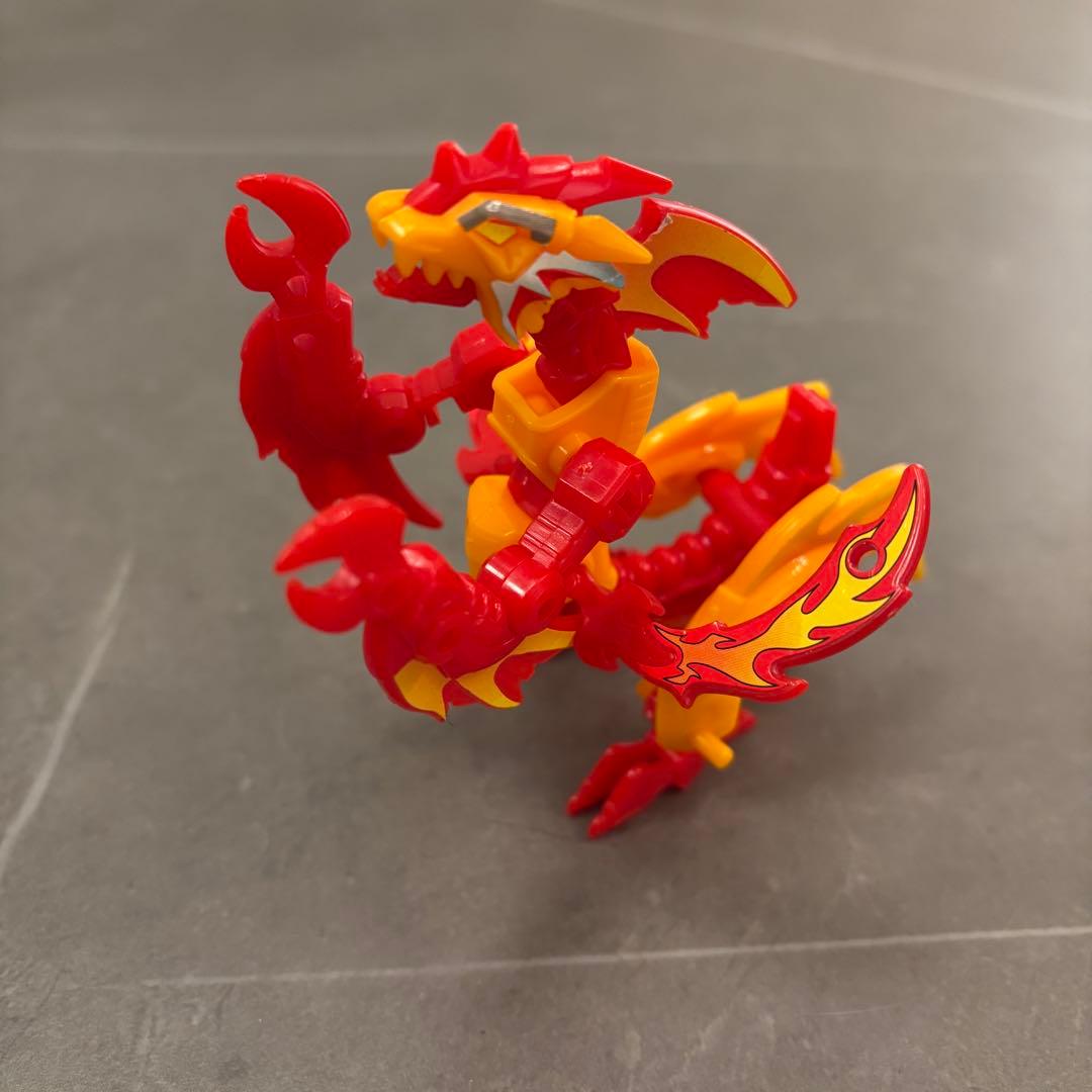 【レア品】ベイブレード フィギュア付き グリフォリオン・サラマリオン