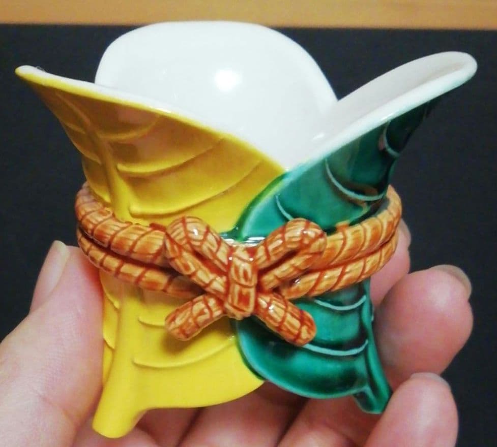 中村翠嵐作　交趾焼　三つ葉　蓋置　共箱　共布　略歴付　茶道具