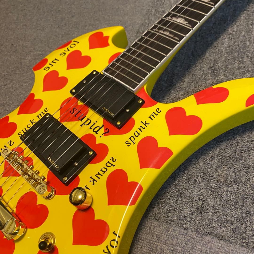 X JAPAN hideシグネチャータイプ コンポーネントギター イエローハート