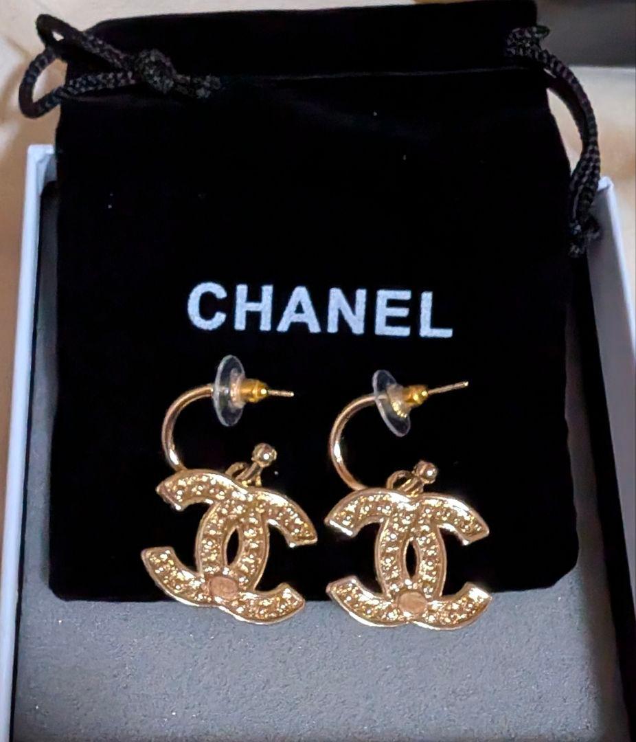 本日限り！美品☆CHANEL ゴールドパール CCロゴピアス