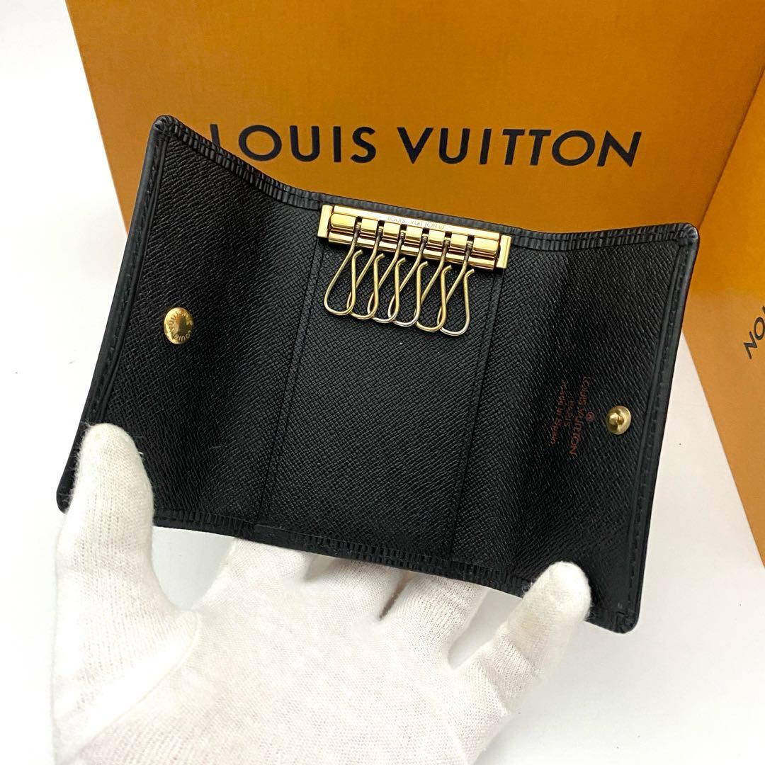 使用わずか　ルイヴィトン　エピ　キーケース　ミュルティクレ6 黒