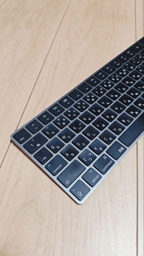 Apple magic keyboard テンキー充電タイプ　充電