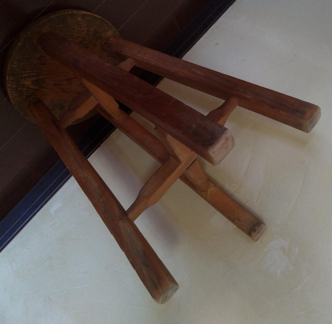 レトロ 古い丸椅子 スツール チェア 木製 飾り台 置物台 花台 アンティーク