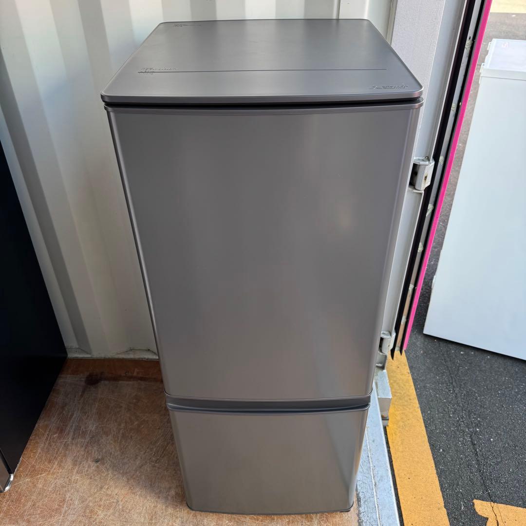 C7319★2024年製★展示品★未使用品★三菱　冷蔵庫　グレー　自動霜取り