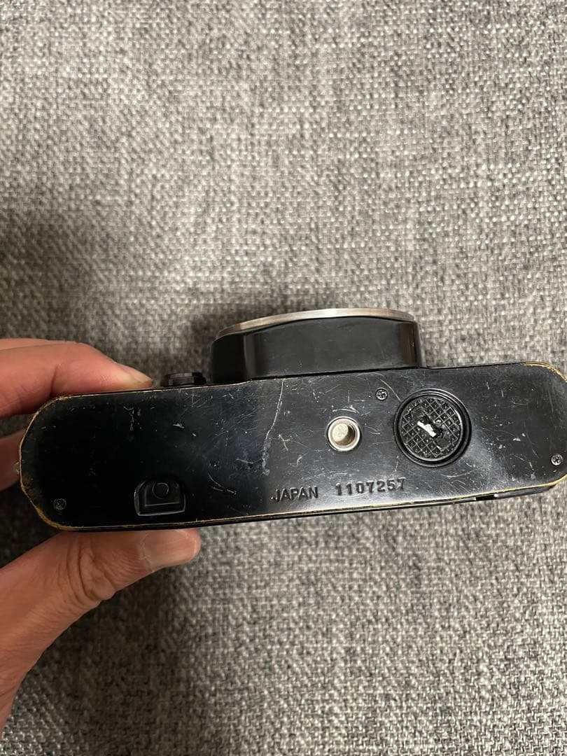 YASHICA FX-3 とZeiss バリオゾナー28−85ミリ　昭和レトロ