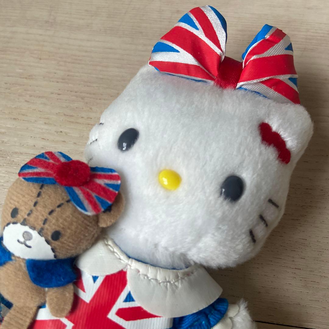 サンリオキティ マスコットキーホルダーユニオンジャックタイニーチャムぬいぐるみ