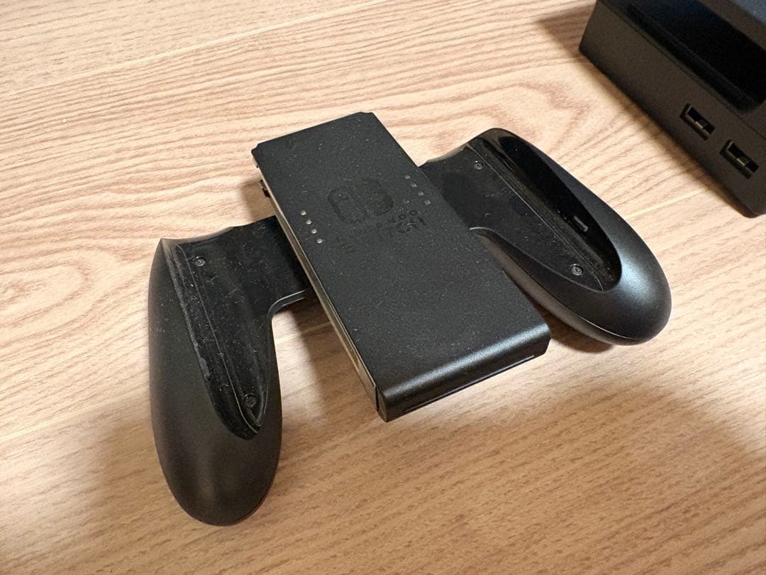 Nintendo Switch 本体 赤/青 ジョイコン