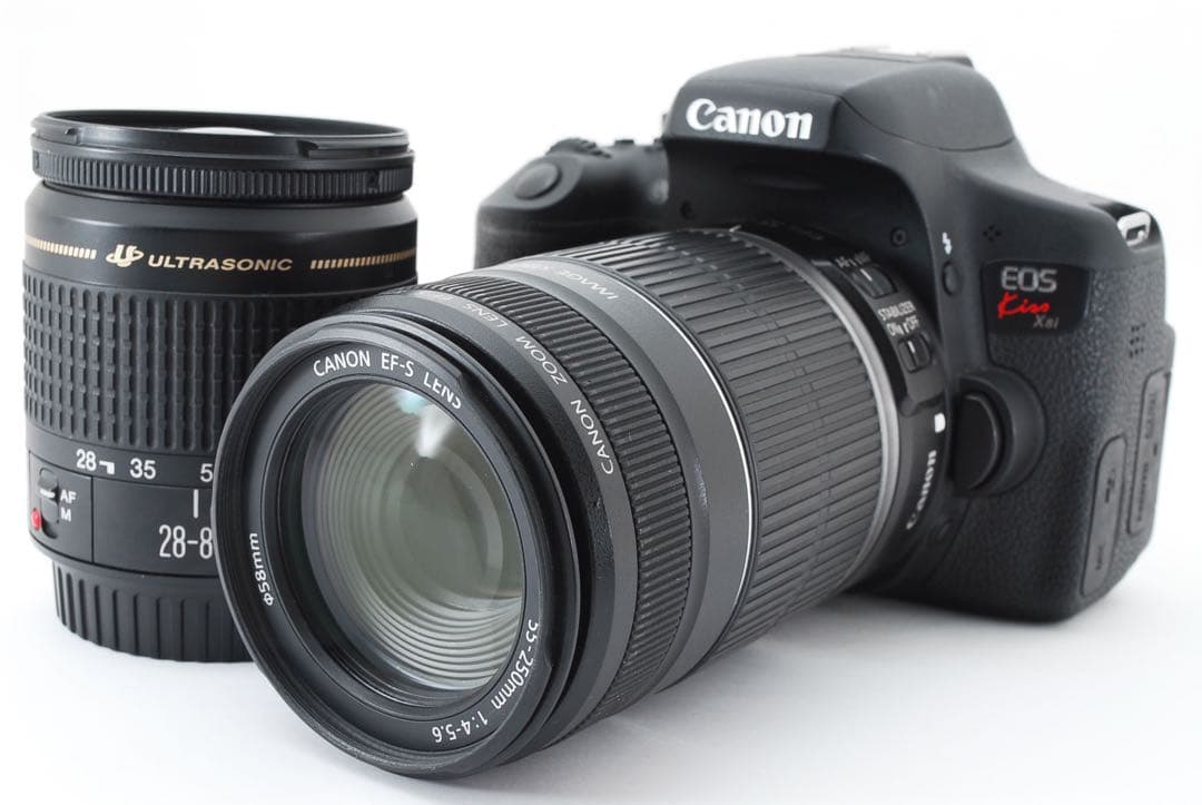 一眼レフカメラCanon EOS Kiss X8i 標準&望遠ダブルレンズセット