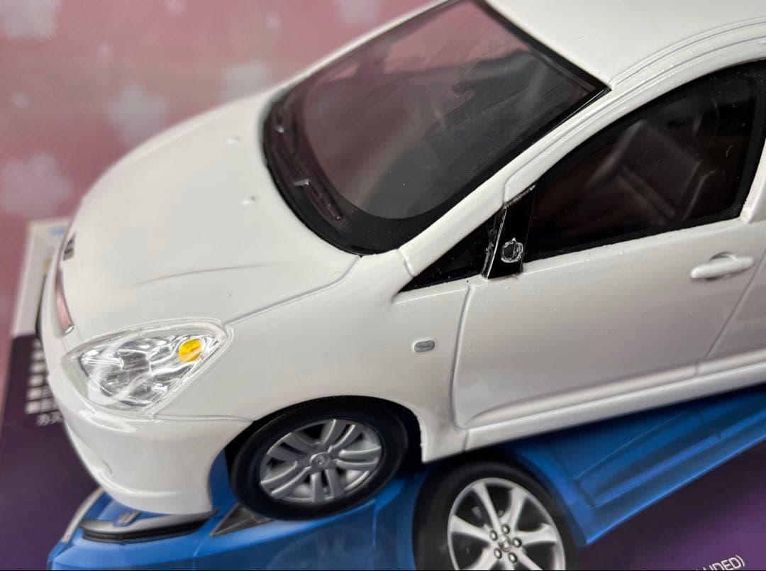 トヨタ ウィッシュ 非売品ミニカー2台とラジコン1台のセット