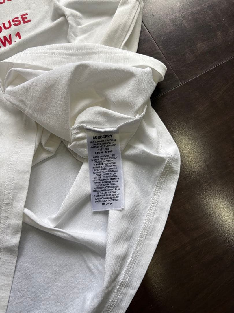 バーバリー Tシャツ