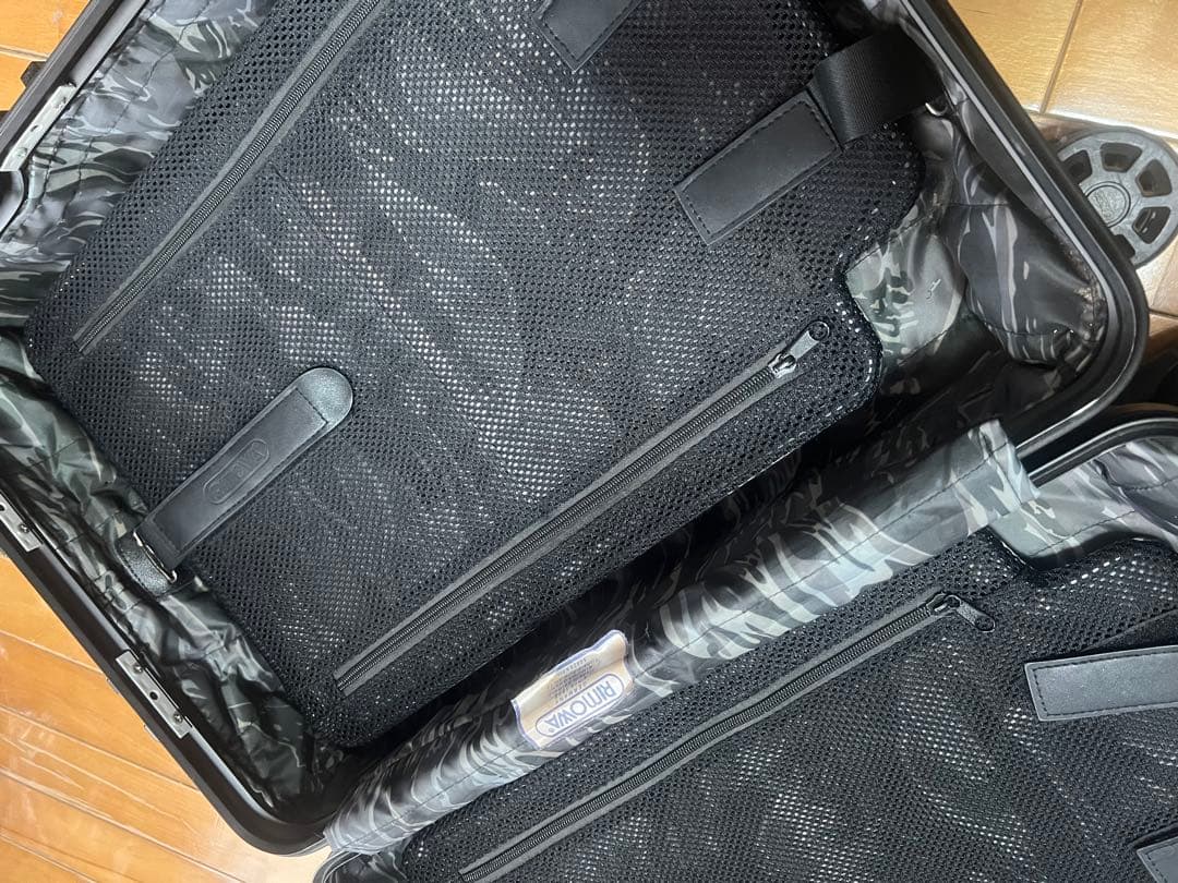 リモワ×モンクレール限定コラボスーツケース32L機内持ち込み可RIMOWA貴重