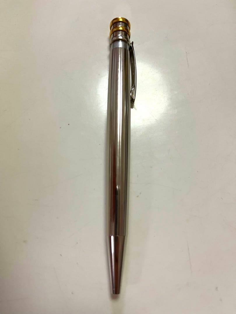 Cartier カルティエ サントス ドゥ カルティエ ボールペンとケース