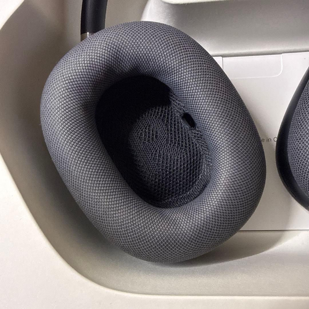 ヘッドホン AirPodsMax