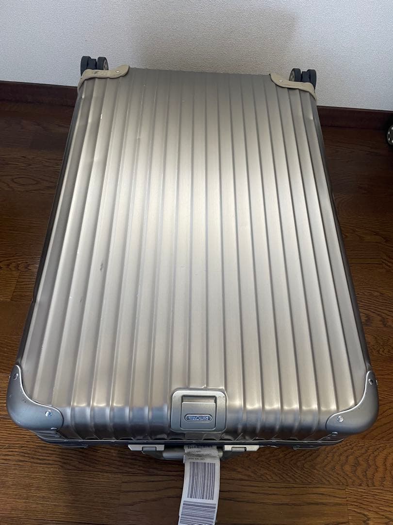 希少！　リモワ　トパーズ　４輪　スーツケース　64Ｌ