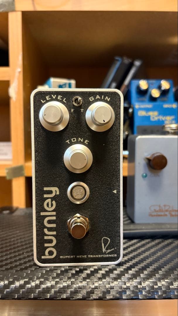 burnley ギターエフェクター　ディストーション