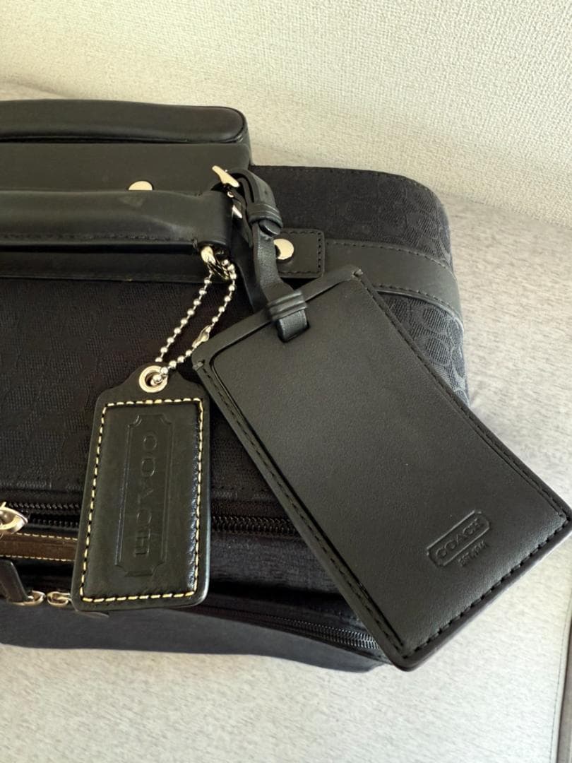 【美品】COACH ミニシグネチャー キャリーバッグ スーツケース　ブラック