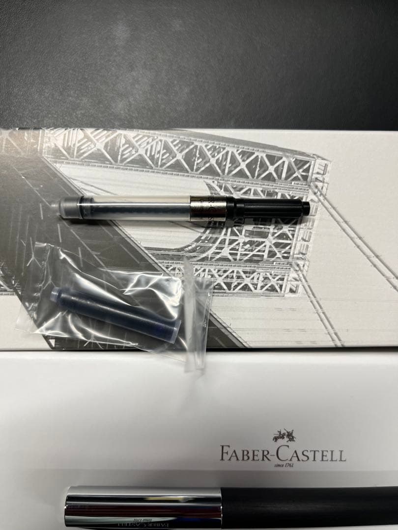 【超美品】ファーバーカステル　万年筆　アンビション　レジン　EF