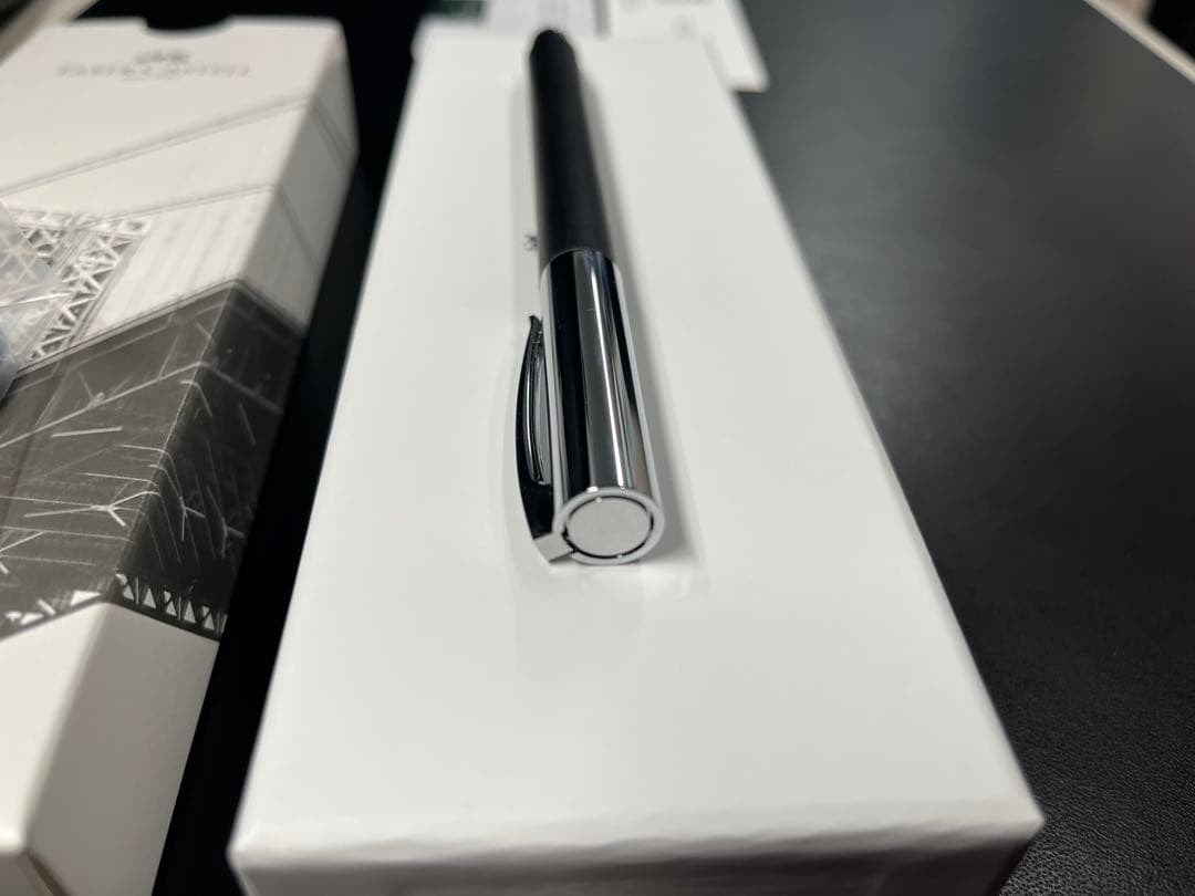 【超美品】ファーバーカステル　万年筆　アンビション　レジン　EF