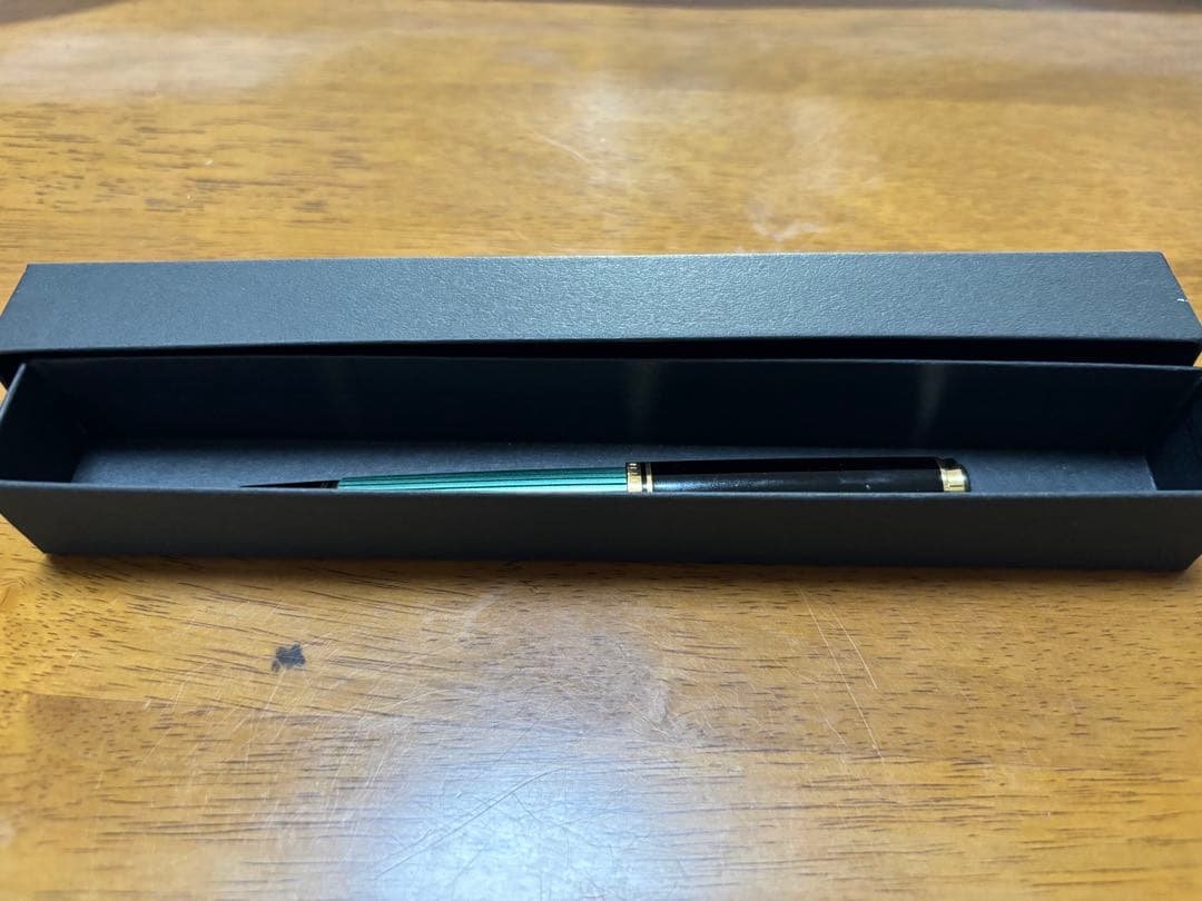 ある　ペリカン万年筆　M600 緑縞