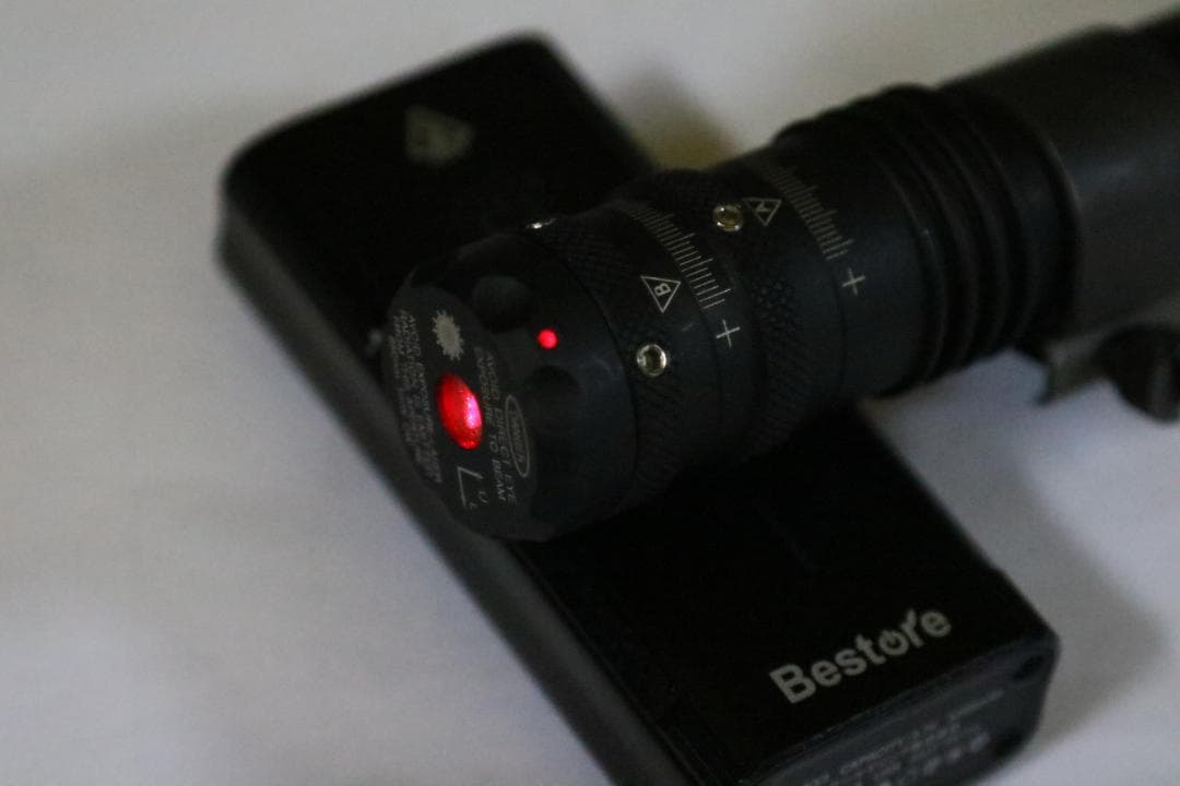 ブラックレーザーサイト レッド