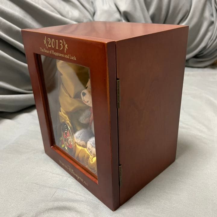 イヤーダッフィー2013年 30周年記念 数量限定高級品 プレミア 超希少