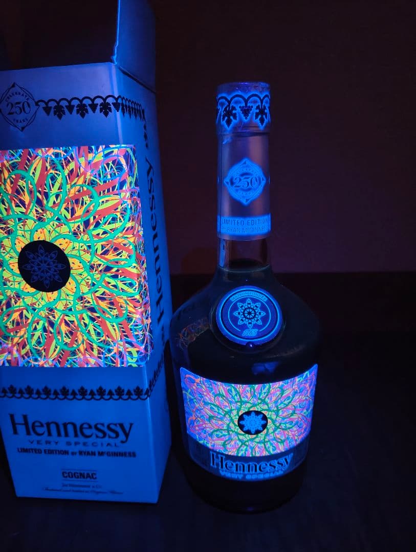Hennessy VS VERY SPECIAL ヘネシー 250周年