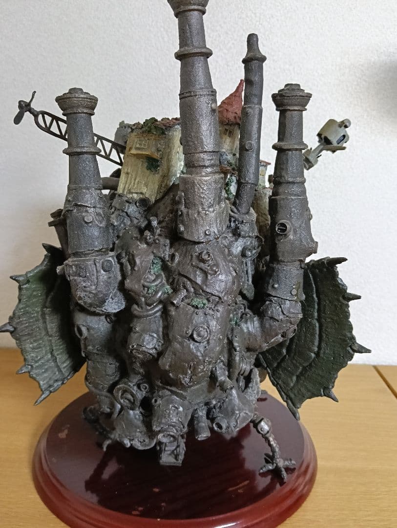 ハウルの動く城 ジブリ 建物 模型 ジオラマ フィギュア 中古品 箱なし