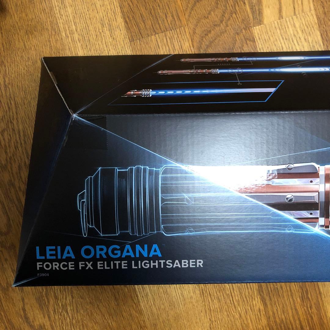 スター・ウォーズ　フォースFXライトセーバー　レイア・オーガナ