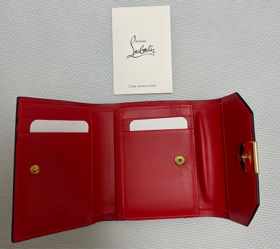 クリスチャンルブタン財布