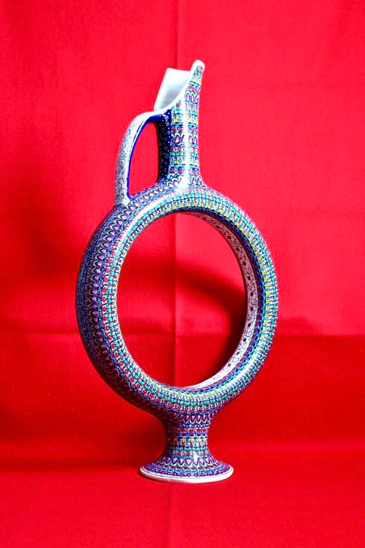 トルコ雑貨【アヴァノス陶器　飾り壺　ワインデキャンタ】