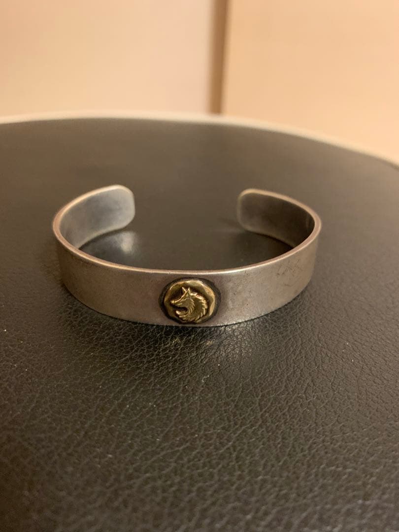 「TADY & KING 平打ちバングル GPウルフ K18 SILVER