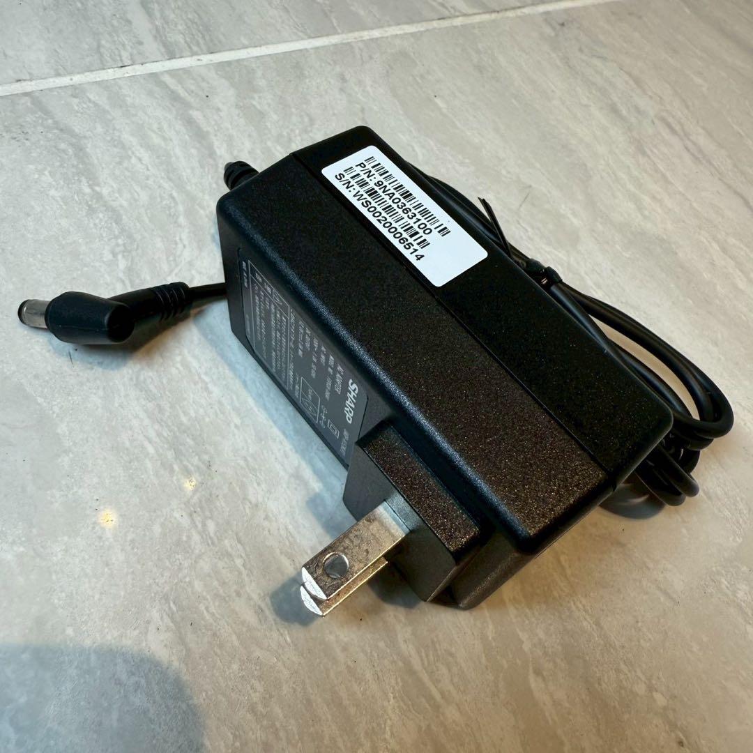 【美品】SHARP ポータブル液晶テレビ AQUOS 2T-C12AF 防水