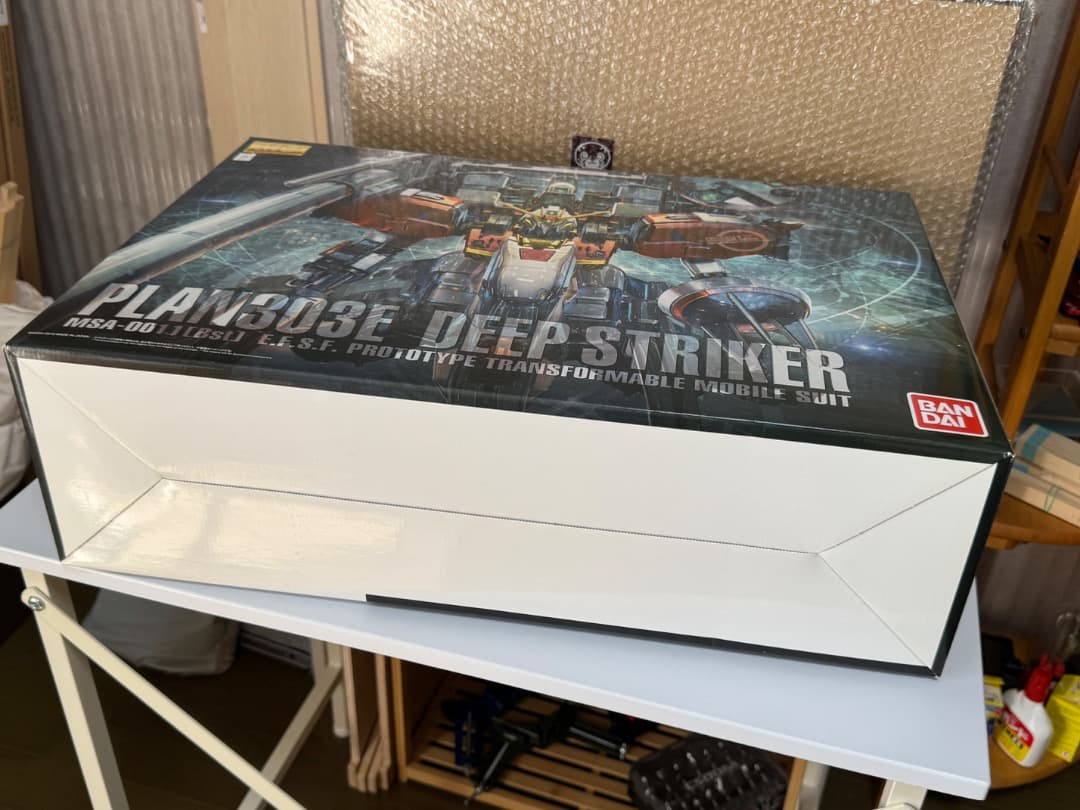 ロボット BANDAI MG 1/100 PLAN303E DEEP STRIKER