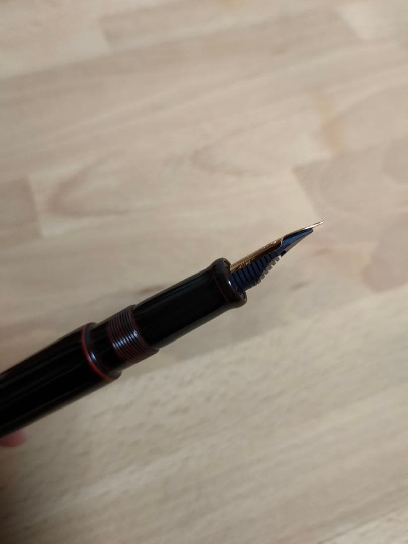 中屋万年筆 黒溜