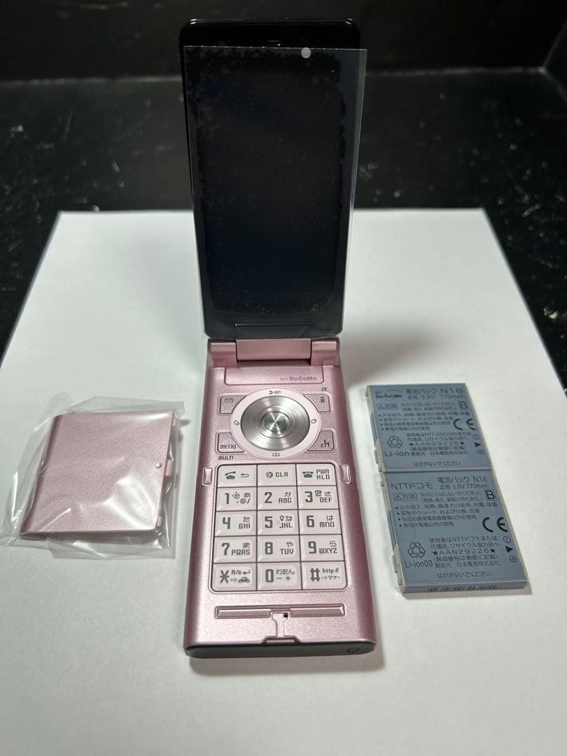 NTTドコモ FOMA N-905i ピンク