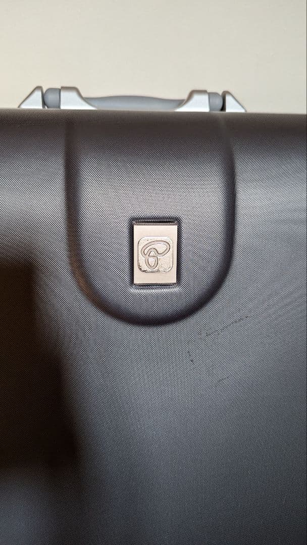 ダークグレー ハードシェルキャリーケース