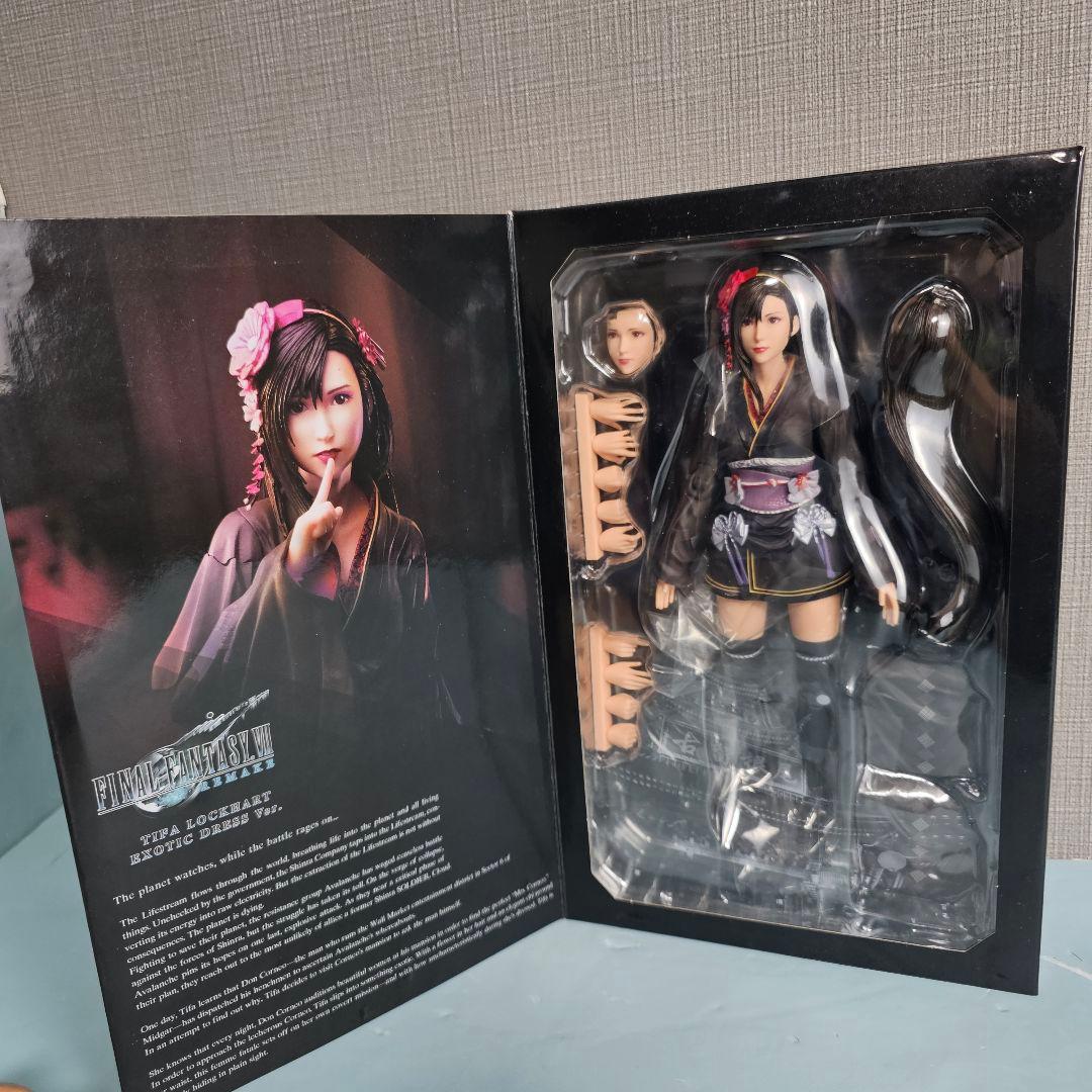 FINAL FANTASY VII ティファフィギュア　異国風ドレス