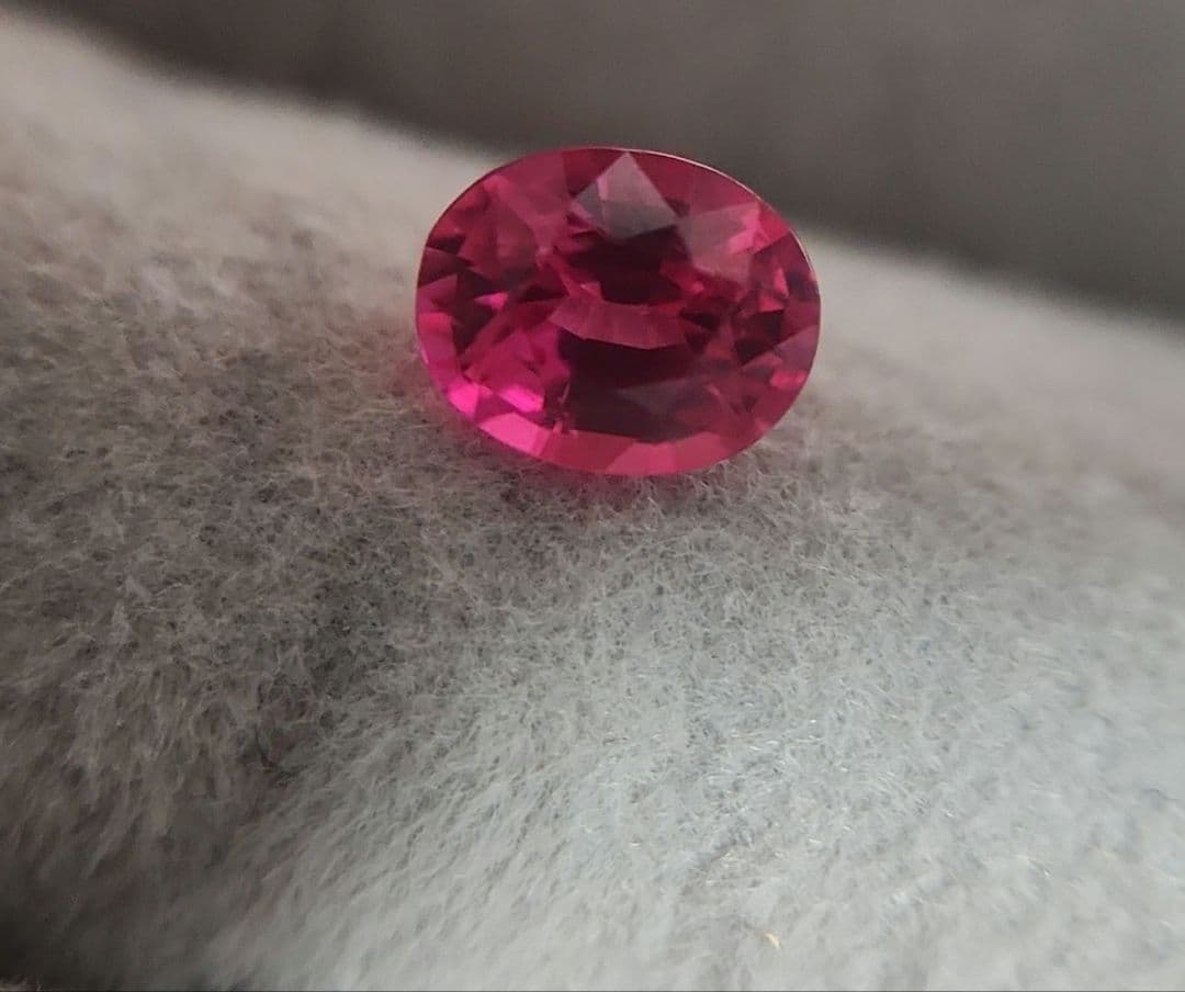 高品質！天然アヤナスピネル 0.549ct