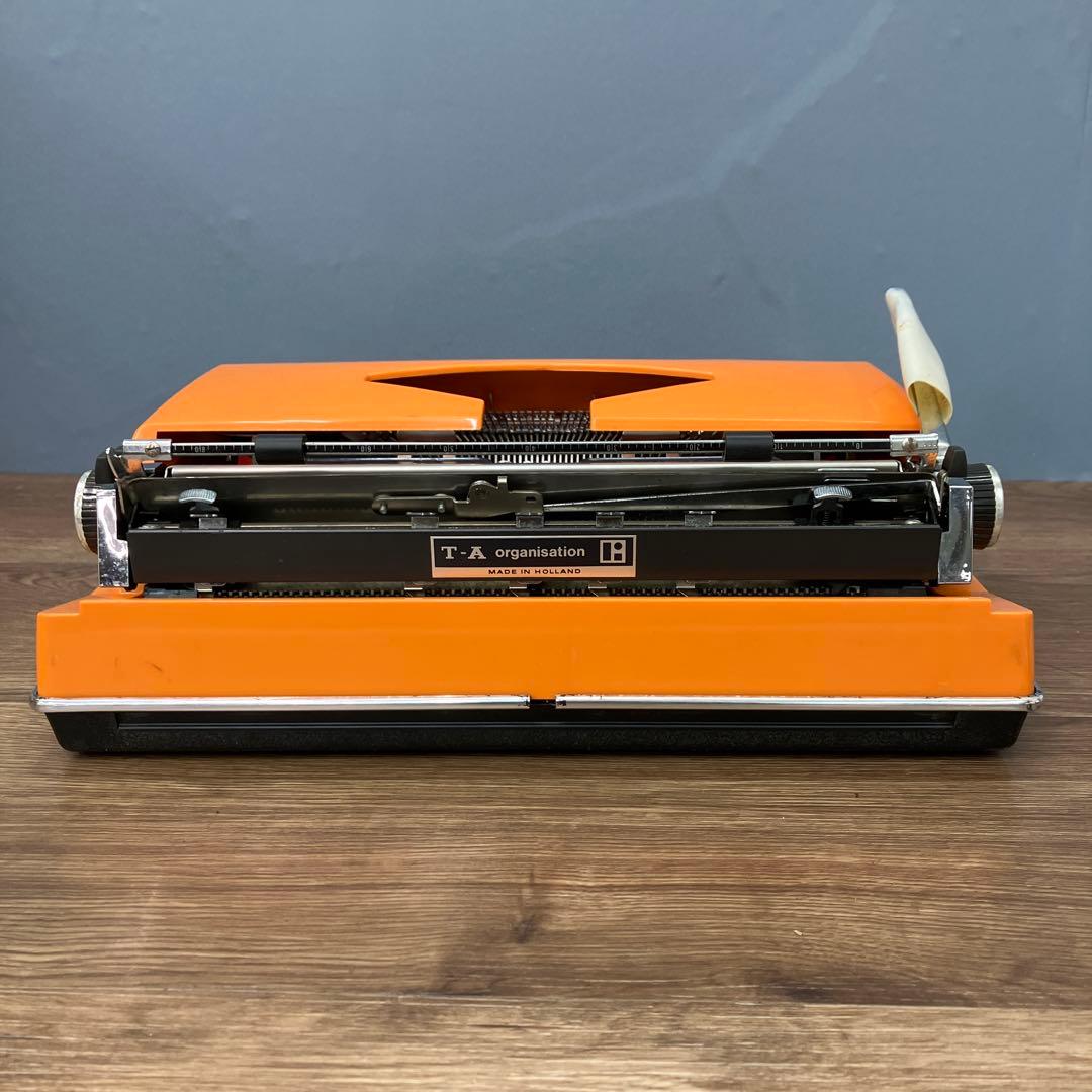 B-5 ジャンク品 昭和レトロ 希少 極美品 Triumph タイプライター