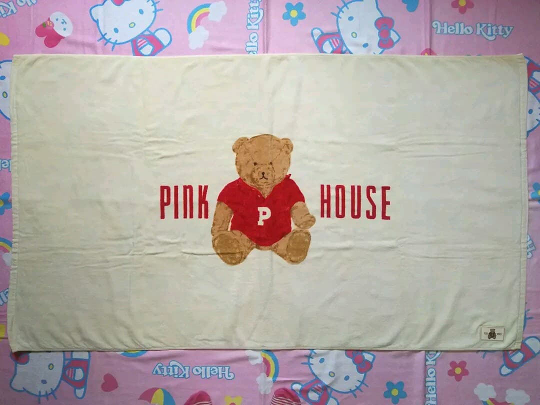 ピンクハウス♪大判バスタオル♪シミあり♪色移りあり♪多分新品？①♪難あり