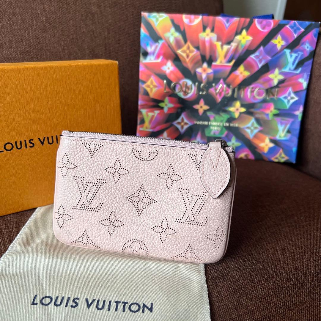 ルイヴィトン　モノグラム マヒナ ケース 小銭入れ ピンク