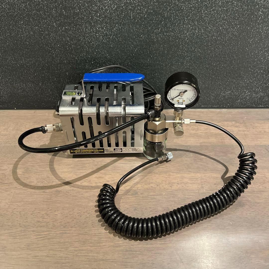 【送料込】コンプレッサー&レギュレーターセット　エアホース2本おまけ