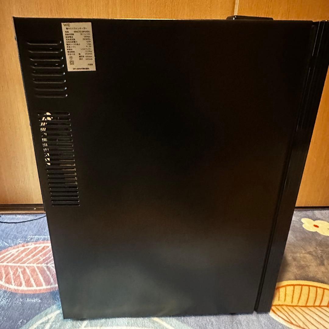 WIE電子 ペルチェ式ミニワインクーラー 12本WIWCTE12BFGADX K