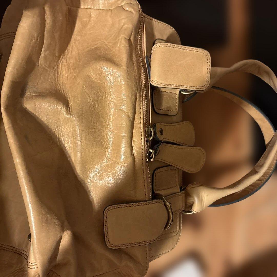 クロエ　バック